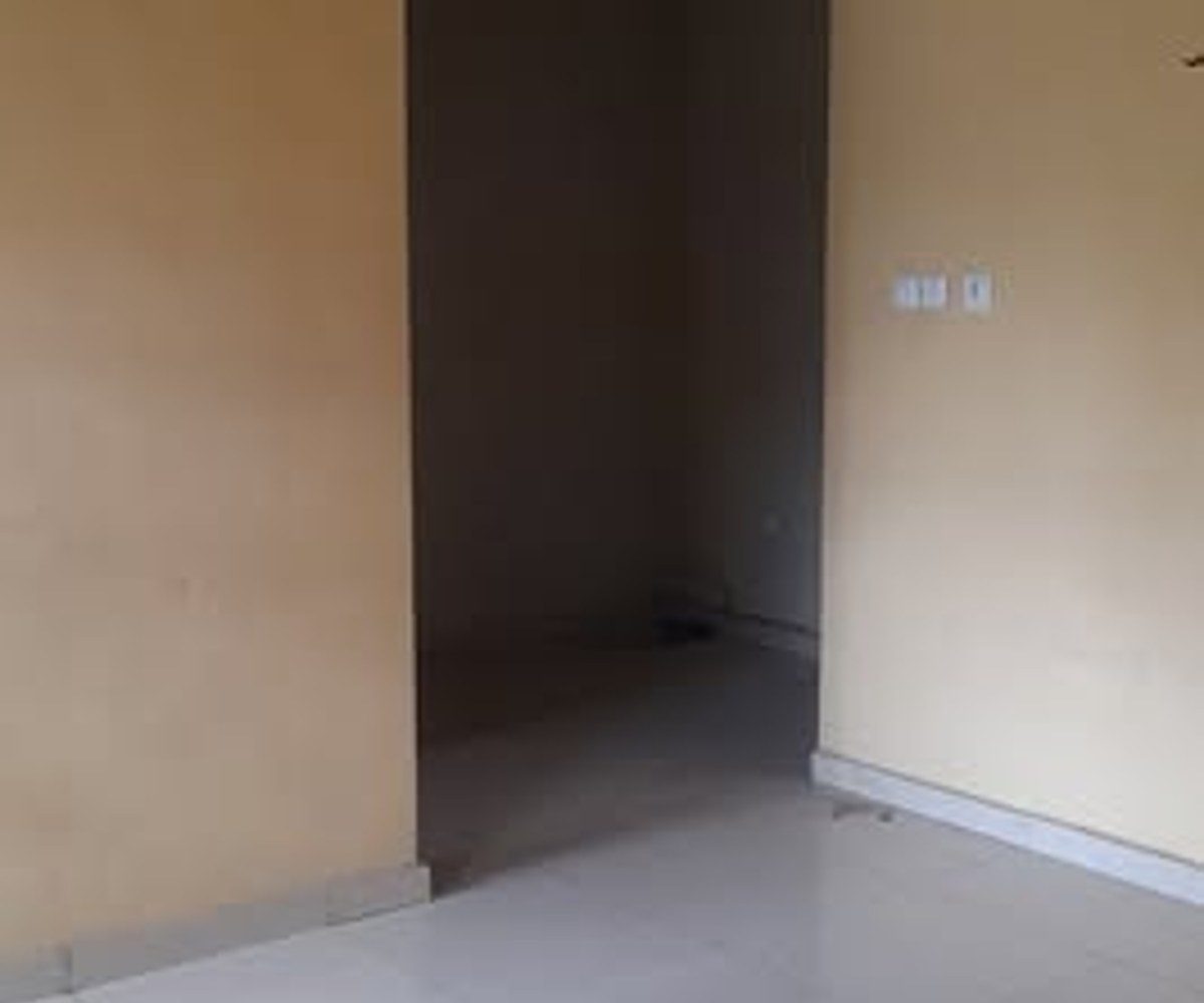 Studio moderne à louer - PK12, Douala