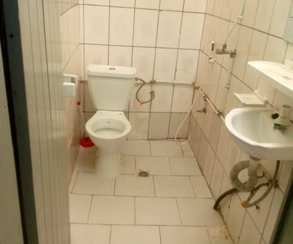 Studio moderne à louer à Kotto - Hôpital
