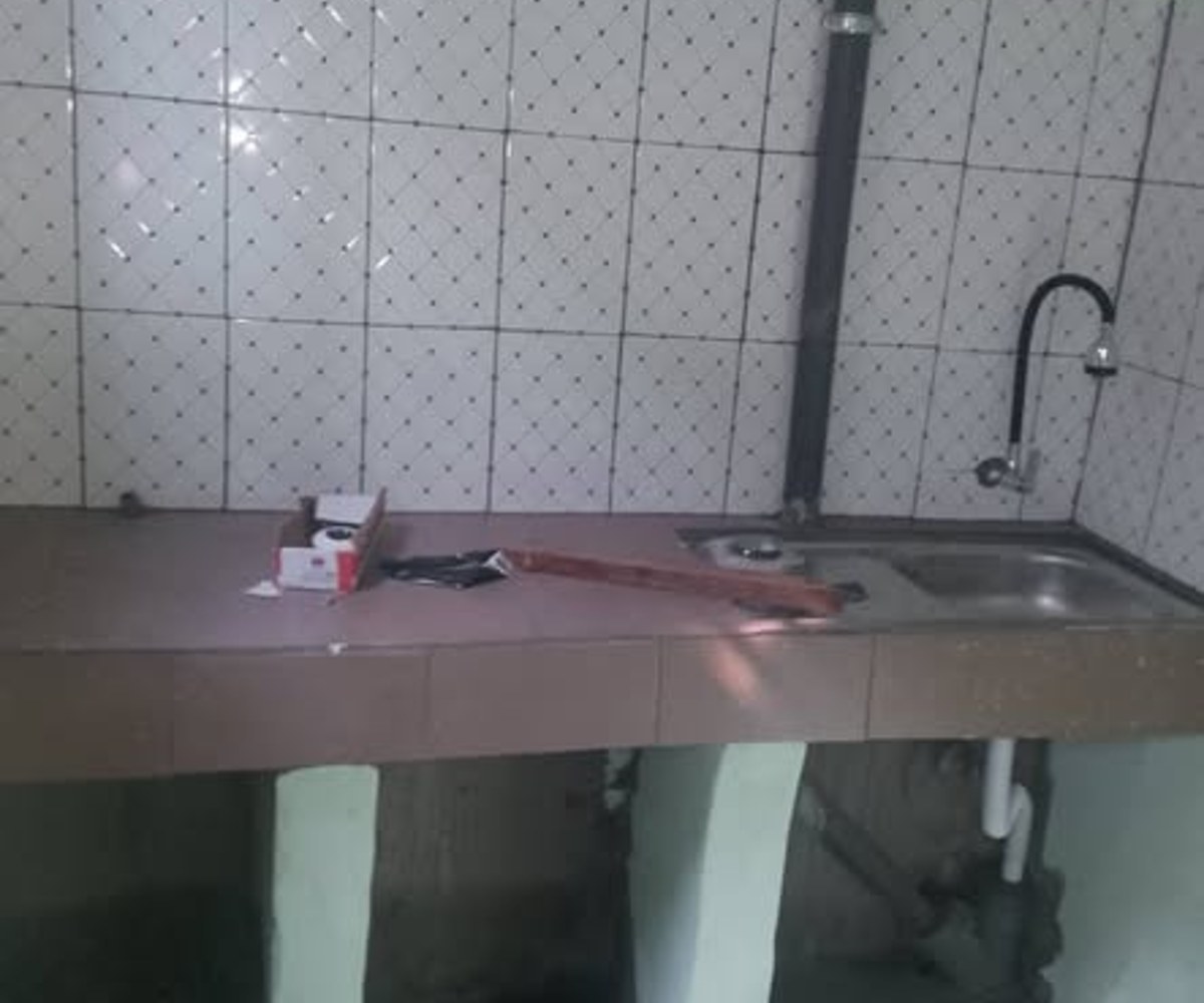 Studio moderne à louer à Barrière, Yaoundé - 55 000 XAF/mois