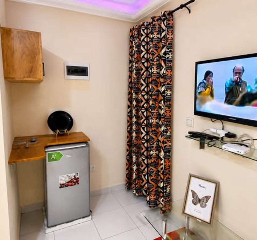 Chambre meublée à Damas, Yaoundé - 12 500 FCFA/nuit