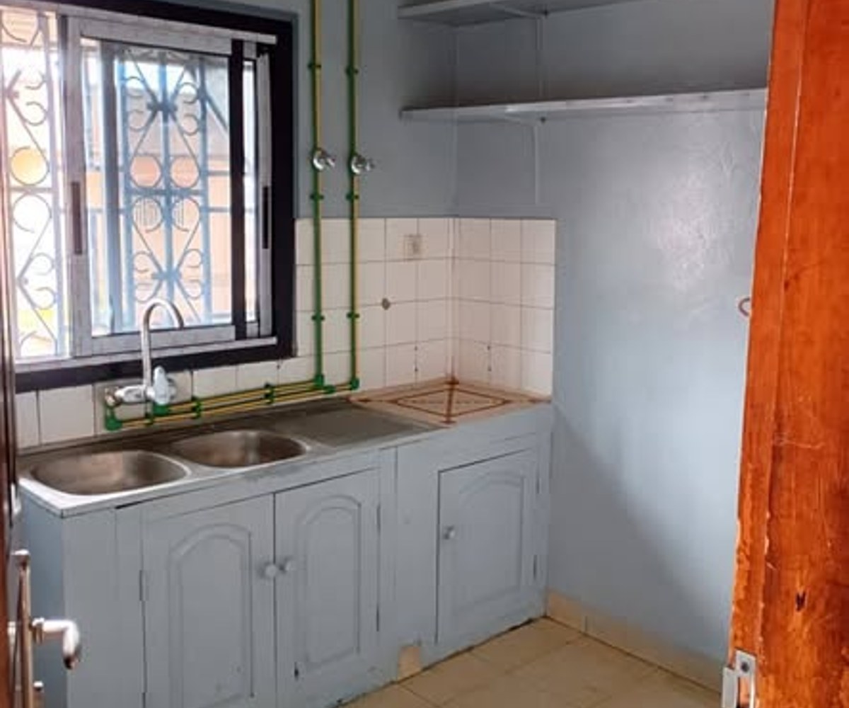 Appartement moderne à louer à Biyem-Assi TKC