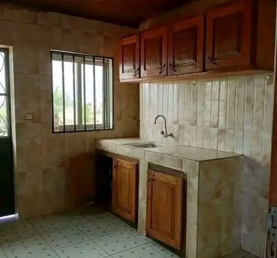 Appartement à louer à Ekounou Marie Albert (3 chambres)
