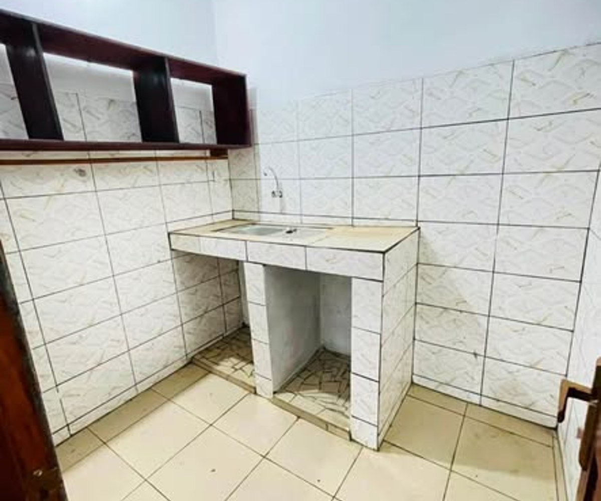 STUDIO MODERNE A ETOUG EBE