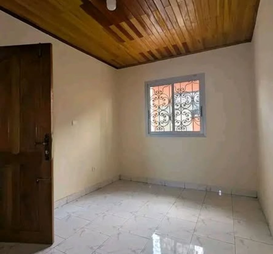 Studio moderne à louer à PK12