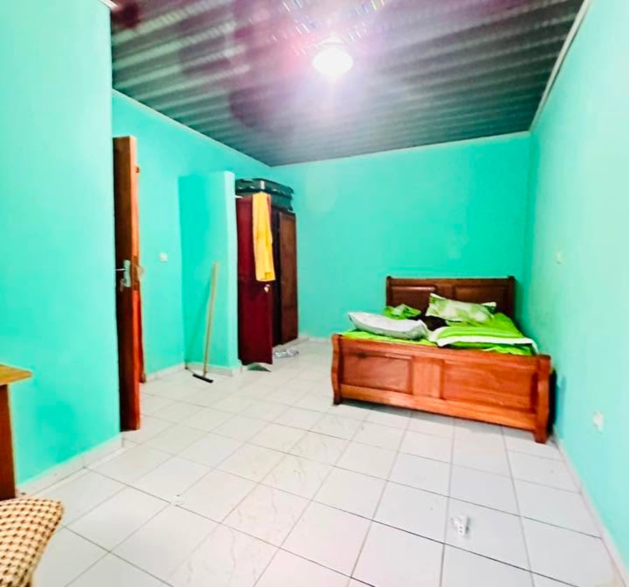 Studio haut standing à louer à Obobogo