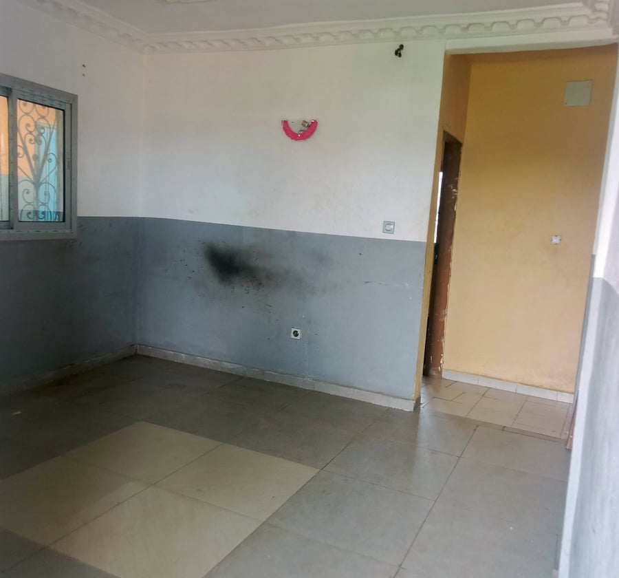 Studio moderne à louer à Olembe - 50 000 XAF/mois