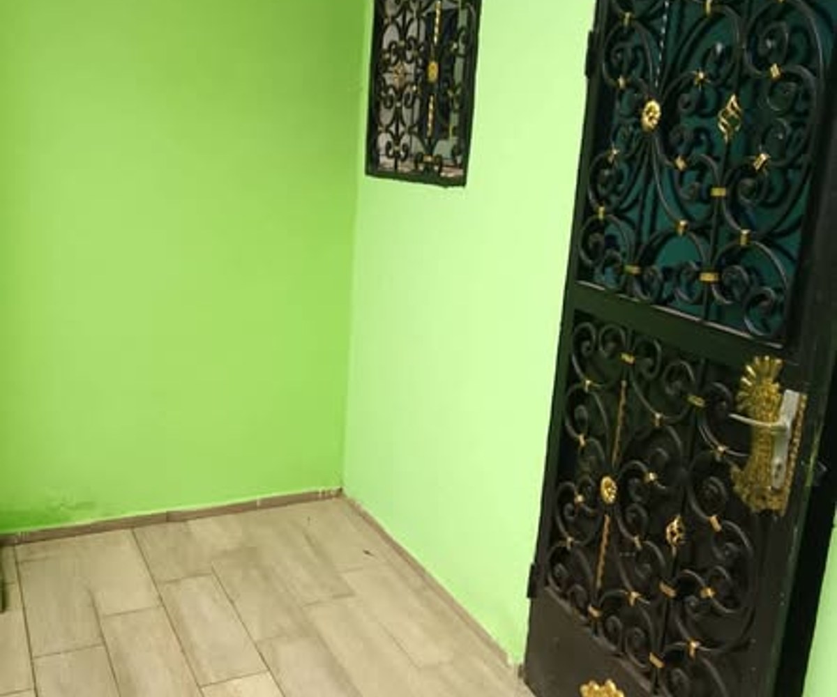 Appartement moderne à Odza plaque L&B