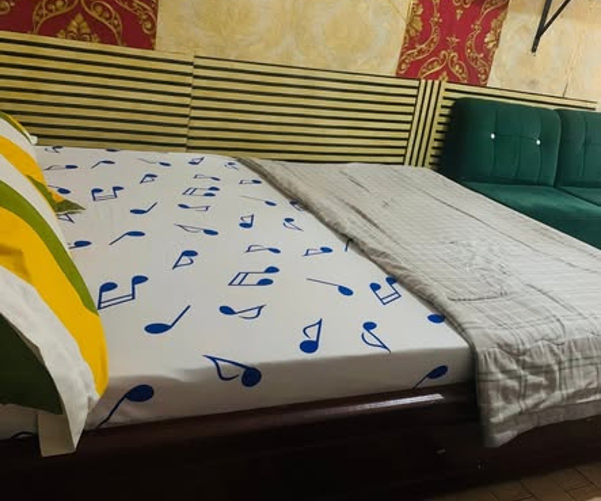 Chambre meublée avec coin cuisine à louer - Titi Garage, Yaoundé