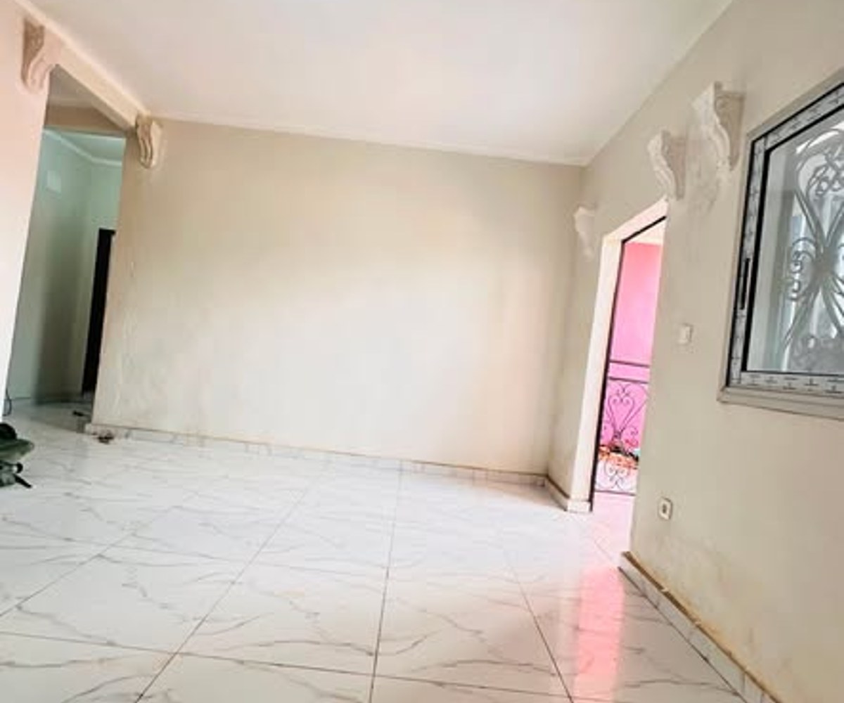 Studios modernes à louer à Mvog-Betsi