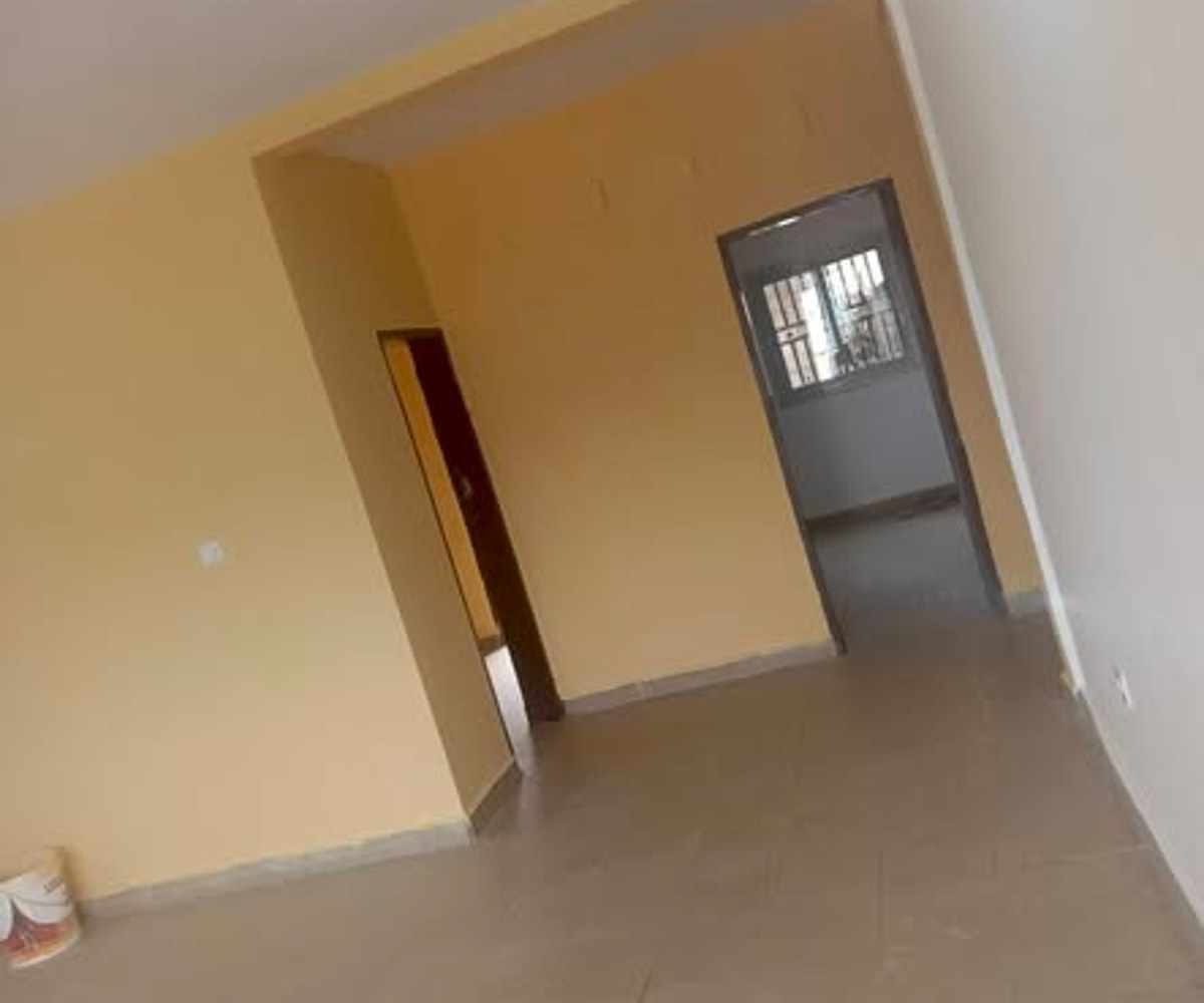 Appartement moderne à louer à Nkomo