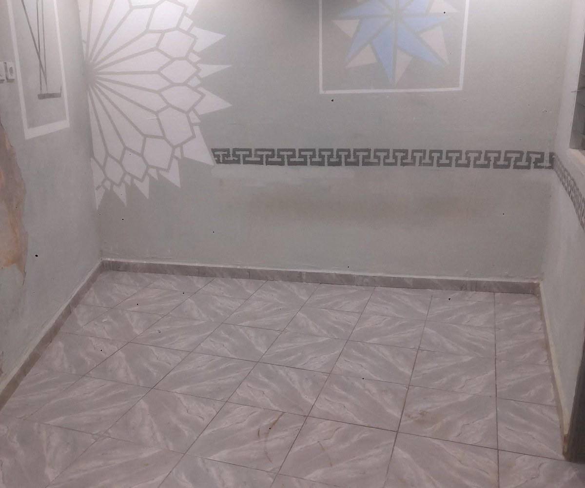 Chambre moderne avec cour et puit – Etoug-Ebe