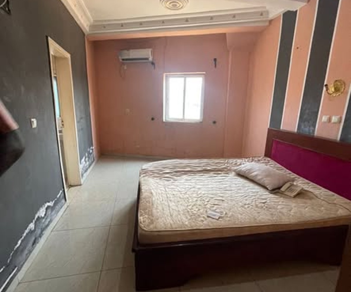 Chambre moderne à louer – Biyem Assi
