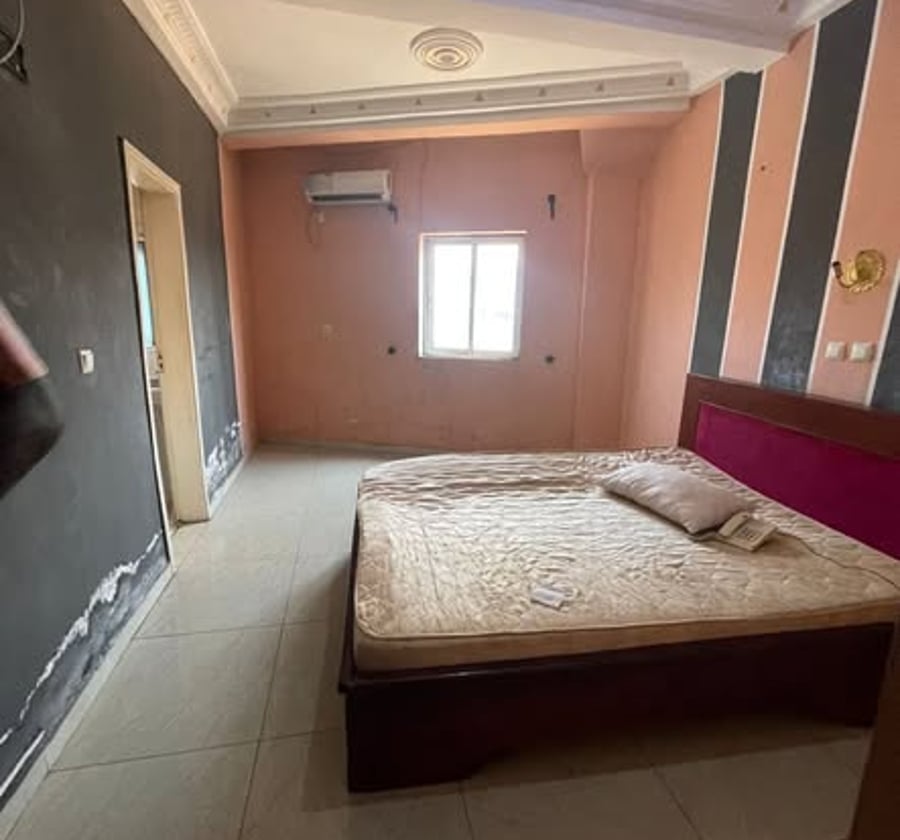 Chambre moderne à louer – Biyem Assi
