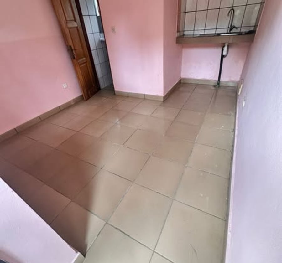 Chambre moderne à Makepe Bel Air