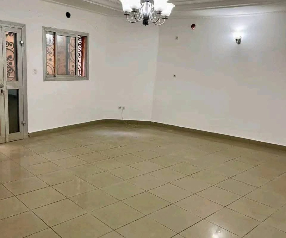 Appartement moderne à louer à Yaoundé Omnisport