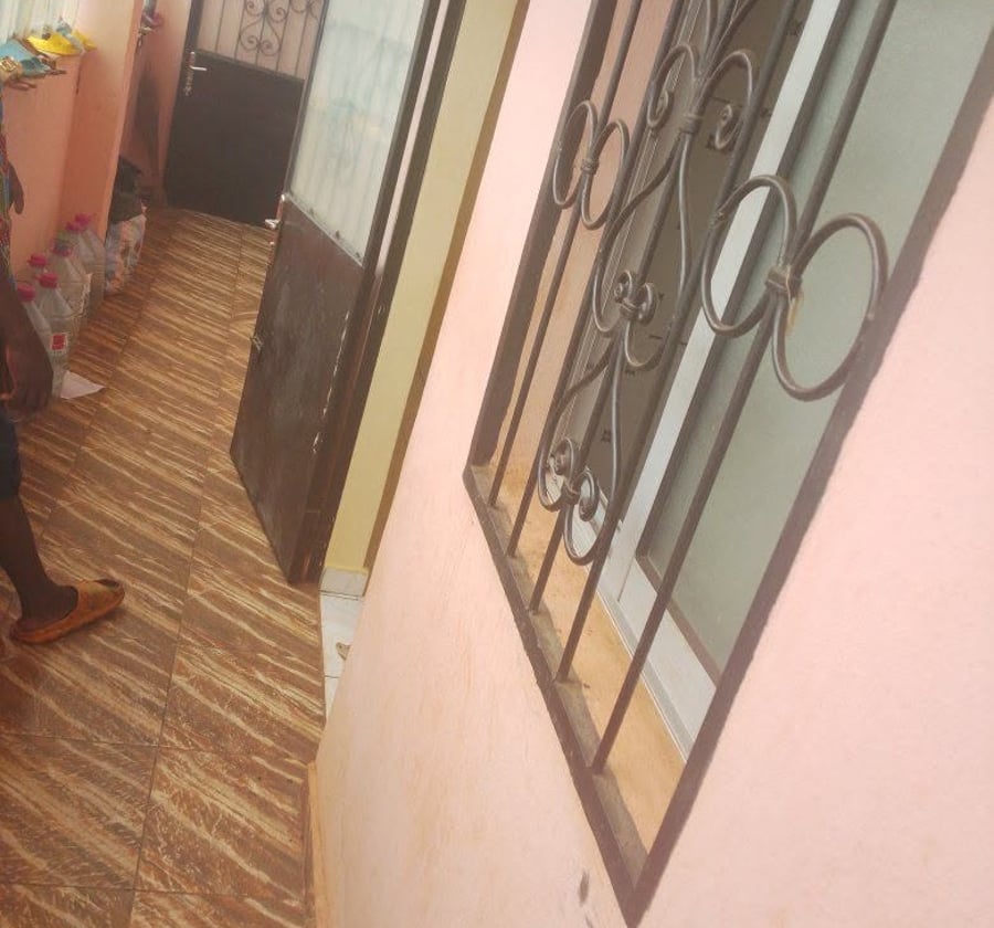Chambre moderne à Essomba - 35 000 FCFA