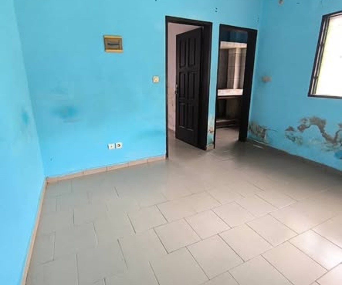 Studio moderne à louer - Ndogbong Bifaga