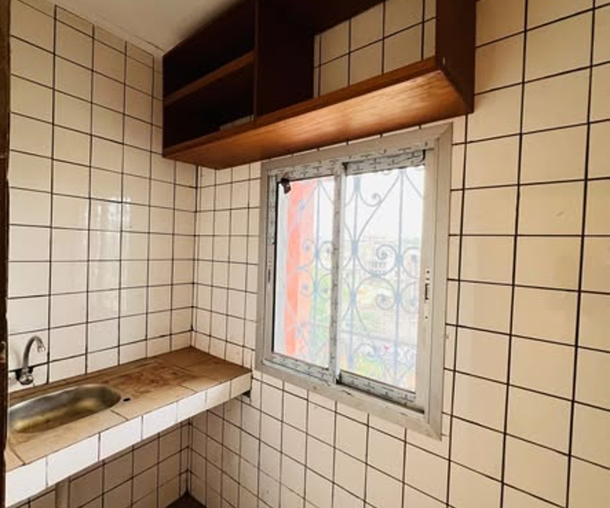 Studio confortable à Nkozoa