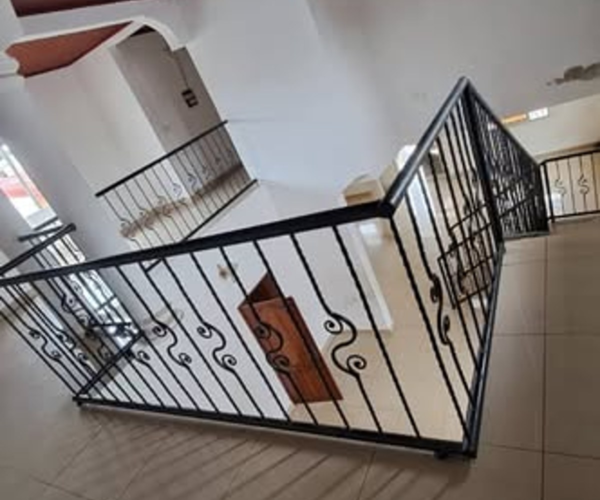 Duplex à louer à Logpom Njoya