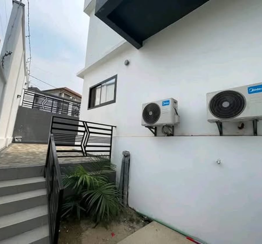 Magnifique Maison Duplex R+1 avec studio - Yassa Cité Chirac