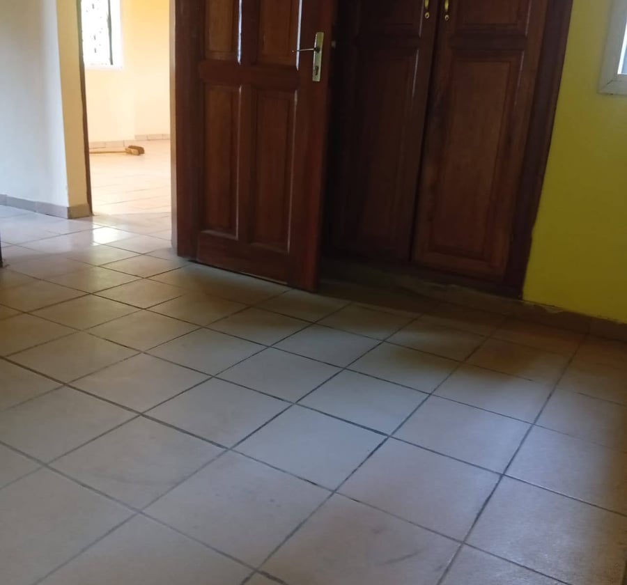 Appartement 2 chambres à louer à Ekie, Yaoundé