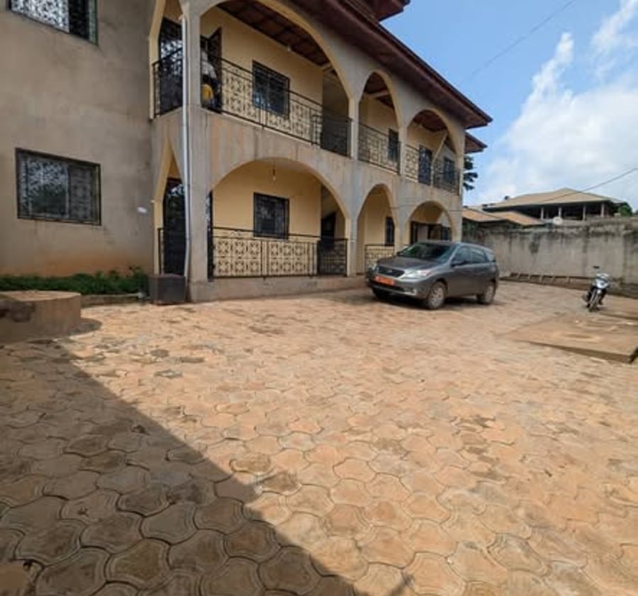 Appartement à louer à Etoudi - 3 chambres