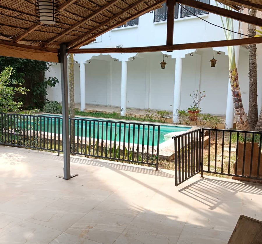 Office for rent in Yaoundé, Mendong - FCFA 90000 ( Fixed | null )