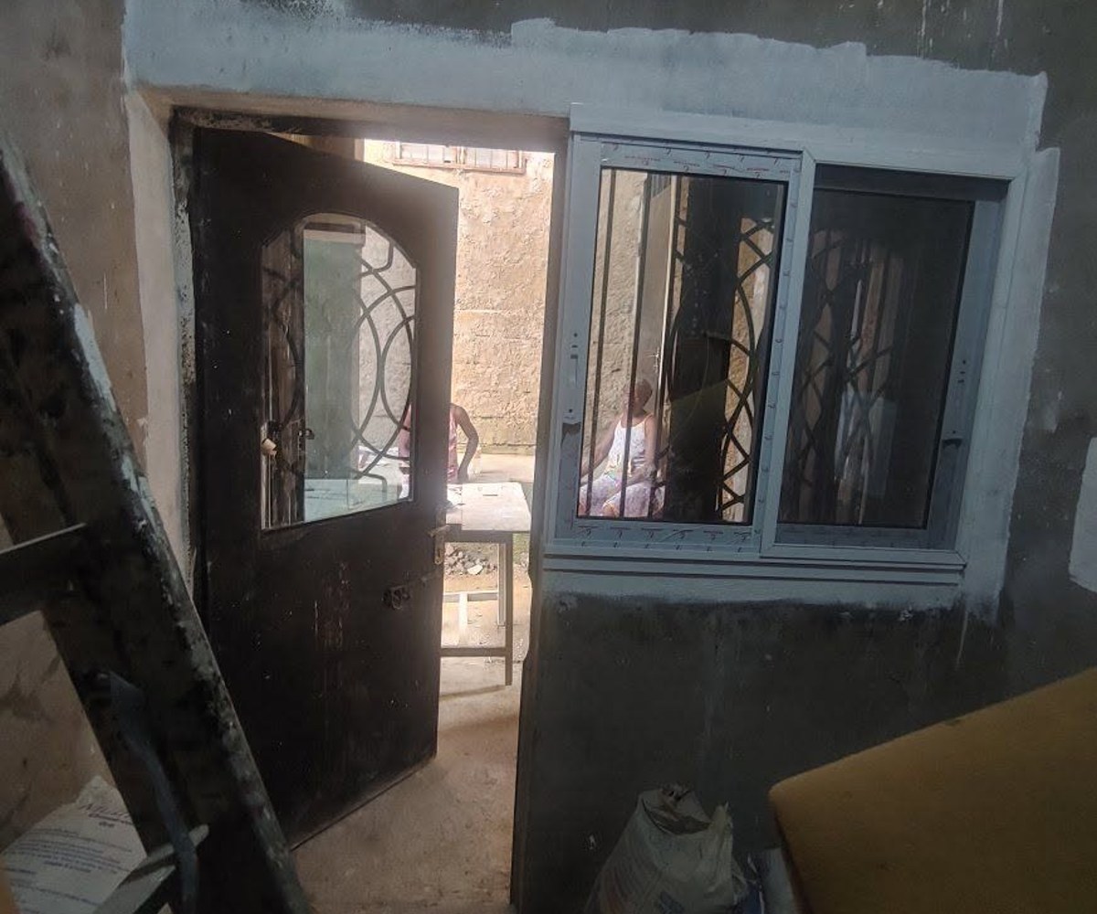 Chambre neuve moderne à Bonamoussadi - 50 000 FCFA/mois