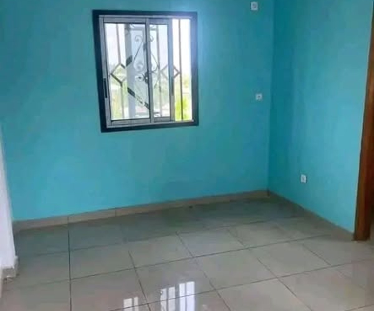 Studio moderne à louer - Carrefour Nkomo, Yaoundé