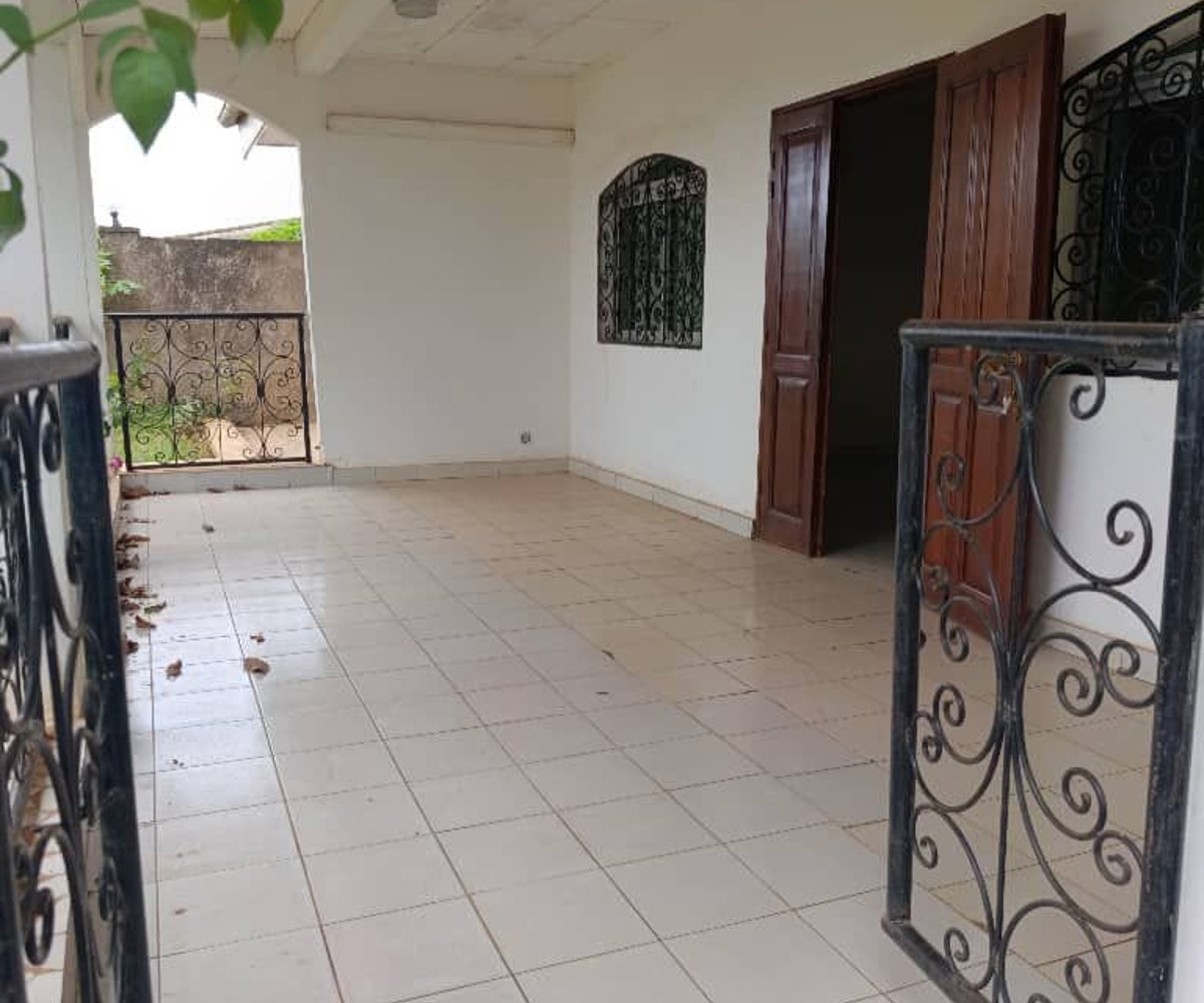 Nkoabang Yaoundé - Magnifique villa à louer