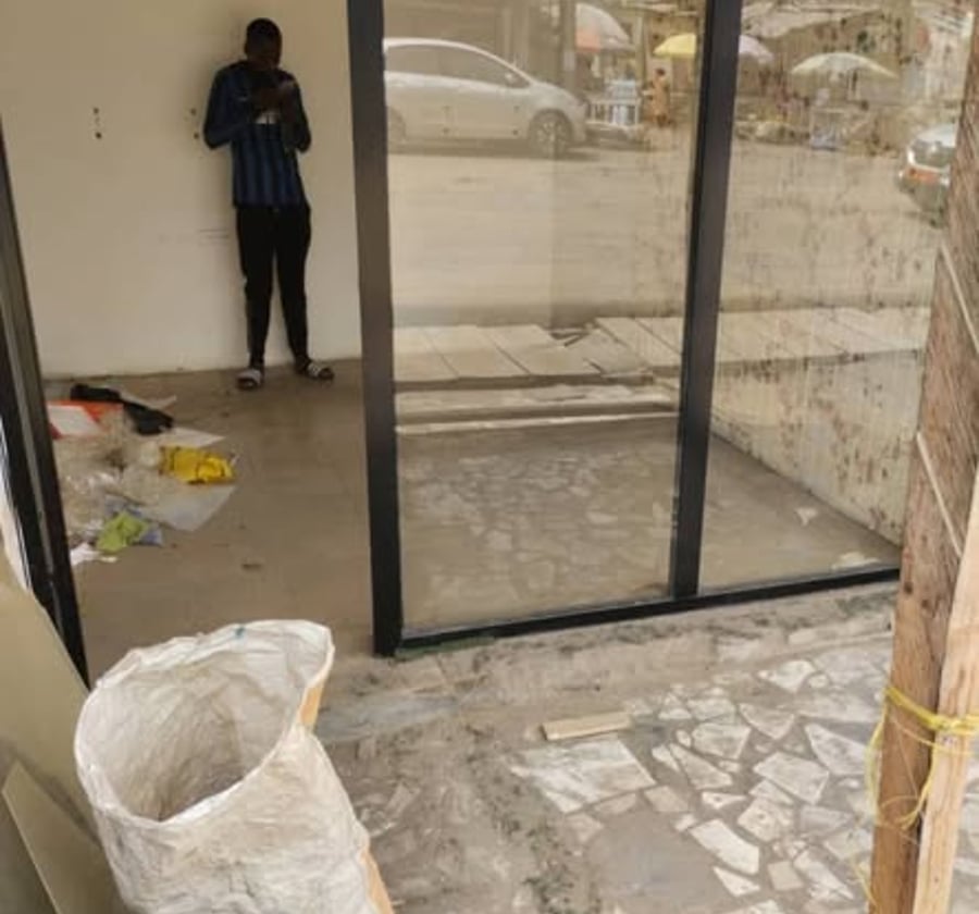 Boutique à louer - Akwa Nord, Douala