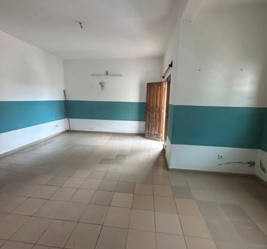 Appartement 2 chambres à louer – Bonamoussadi