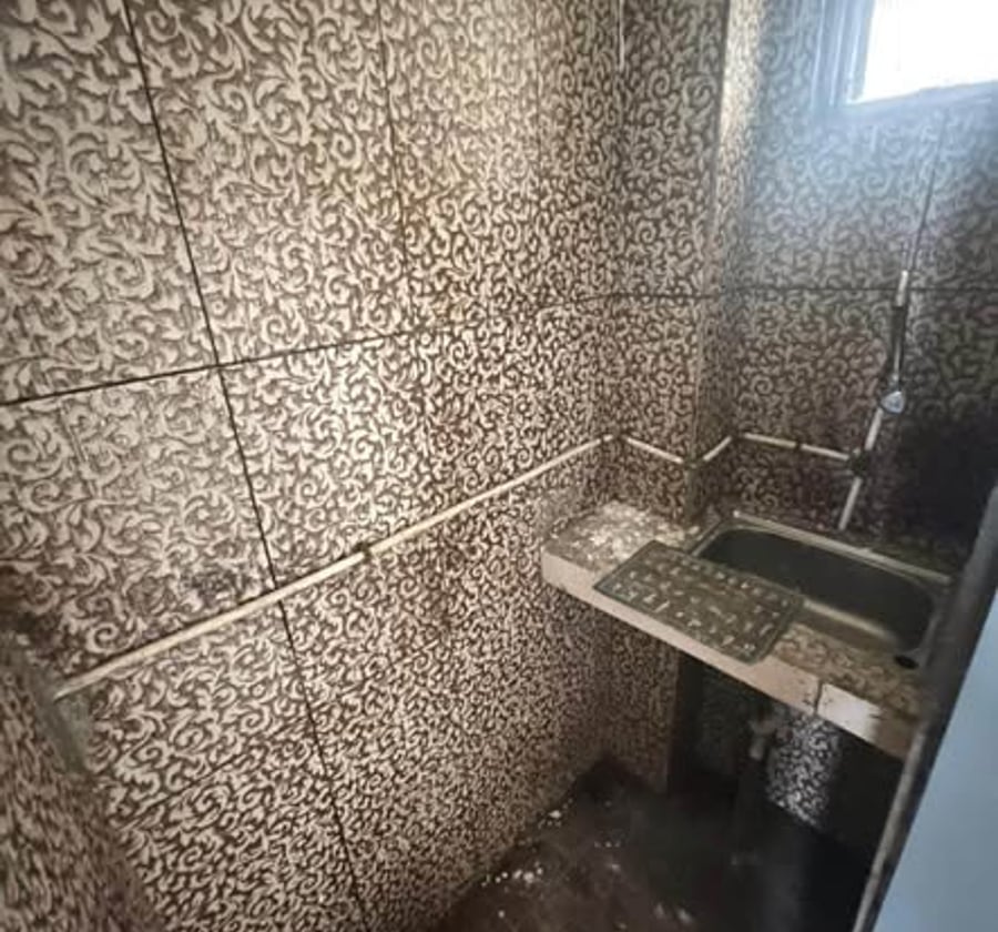 Chambre moderne à louer à Nsimeyong