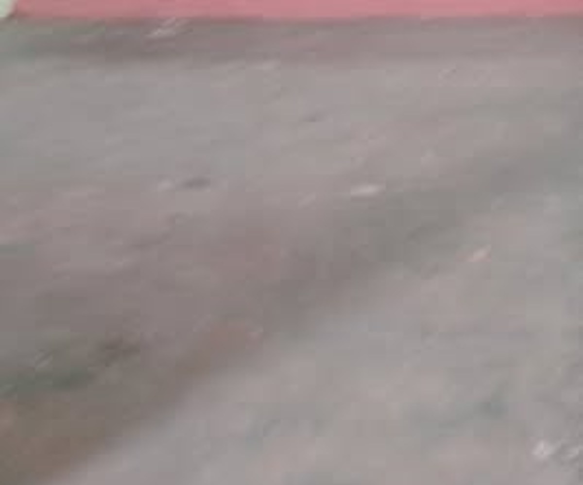 Grand studio avec forage et compteur prépayé - Ndogbassi 1, Douala