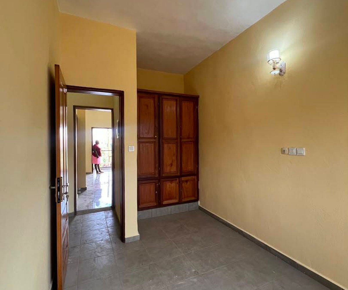 Appartement moderne à louer à Etoug-Ebe
