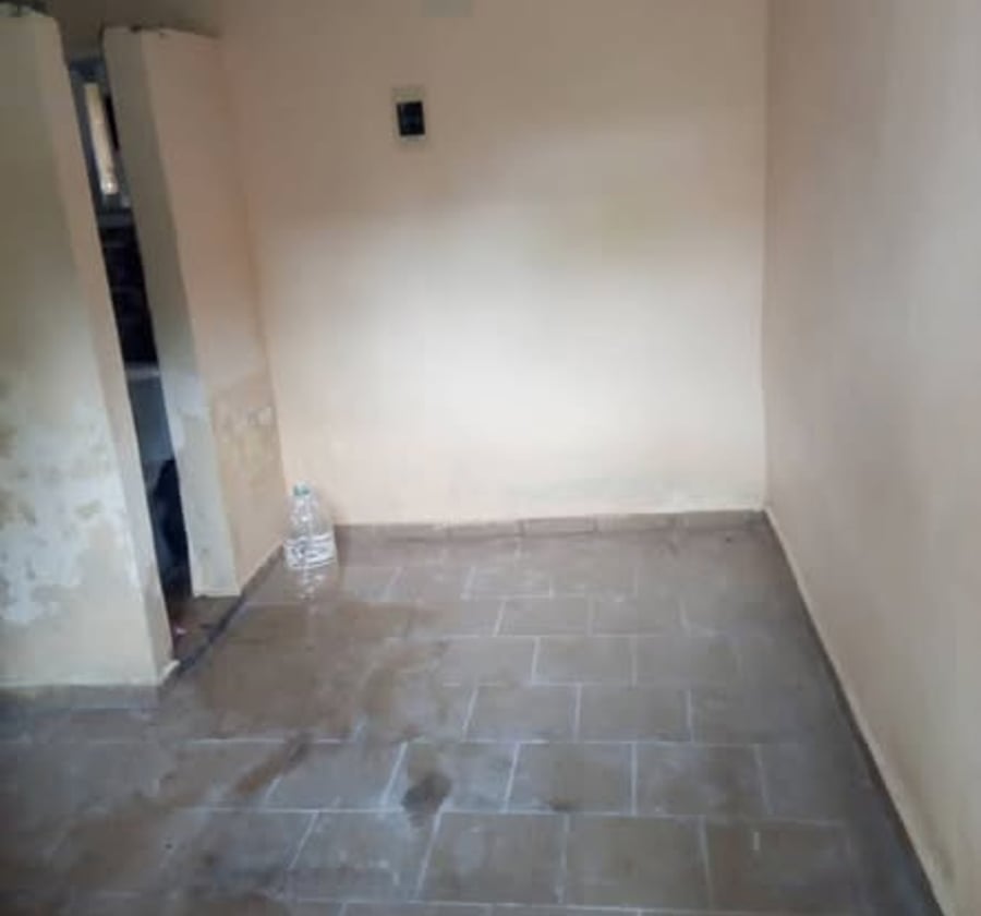 Chambre moderne à Odza