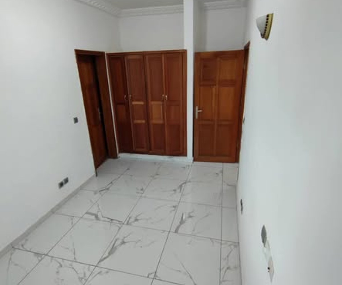 Appartements à louer à Mimboman (2 et 3 chambres)