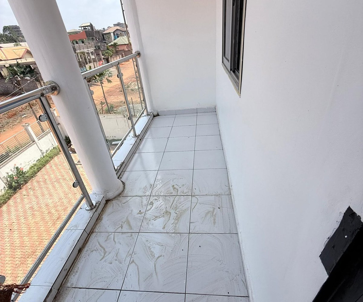 Appartement neuf à louer à Yaoundé Fourgerol