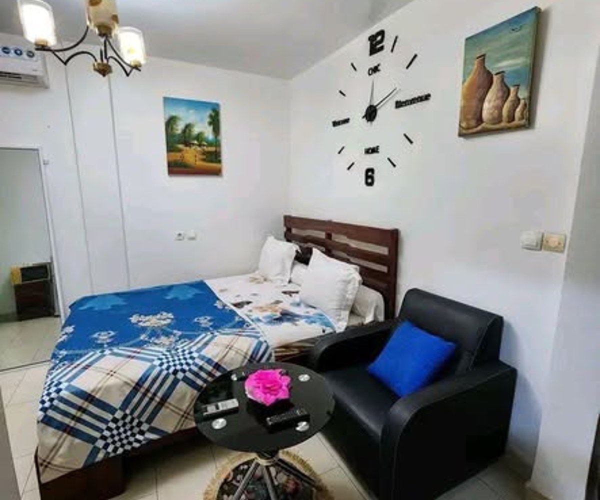Chambre meublée à Biyem-Assi, Carrefour Scalom
