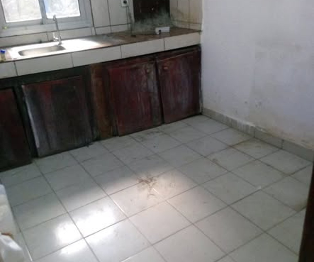 Studio moderne à louer à Kotto