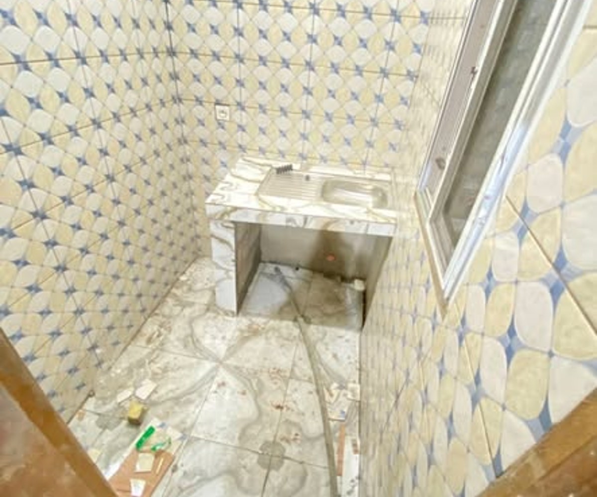 Chambre moderne 03 pièces à louer à MVOGBETSI