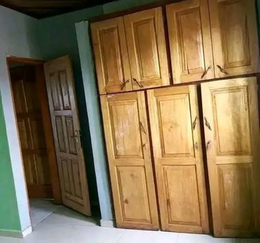 Appartement à louer à Ekounou Marie Albert (3 chambres)