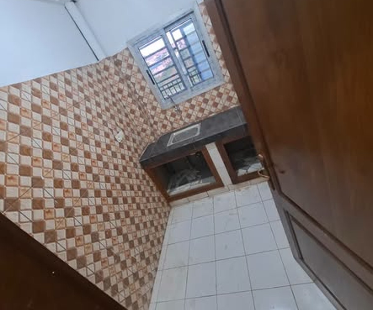 Studio moderne à louer - Nkolfoulou, Yaoundé - 70 000 FCFA