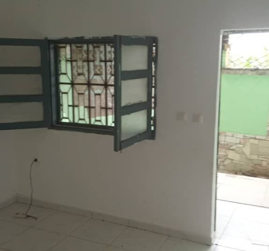 Appartement 2 chambres à louer - Cité des Palmiers, Douala