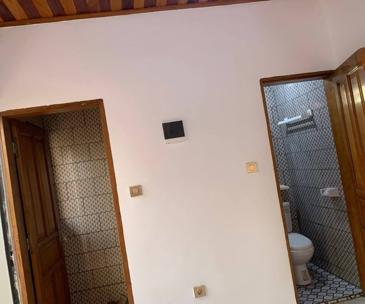 Chambre moderne à louer à Logpom - 40 000 FCFA