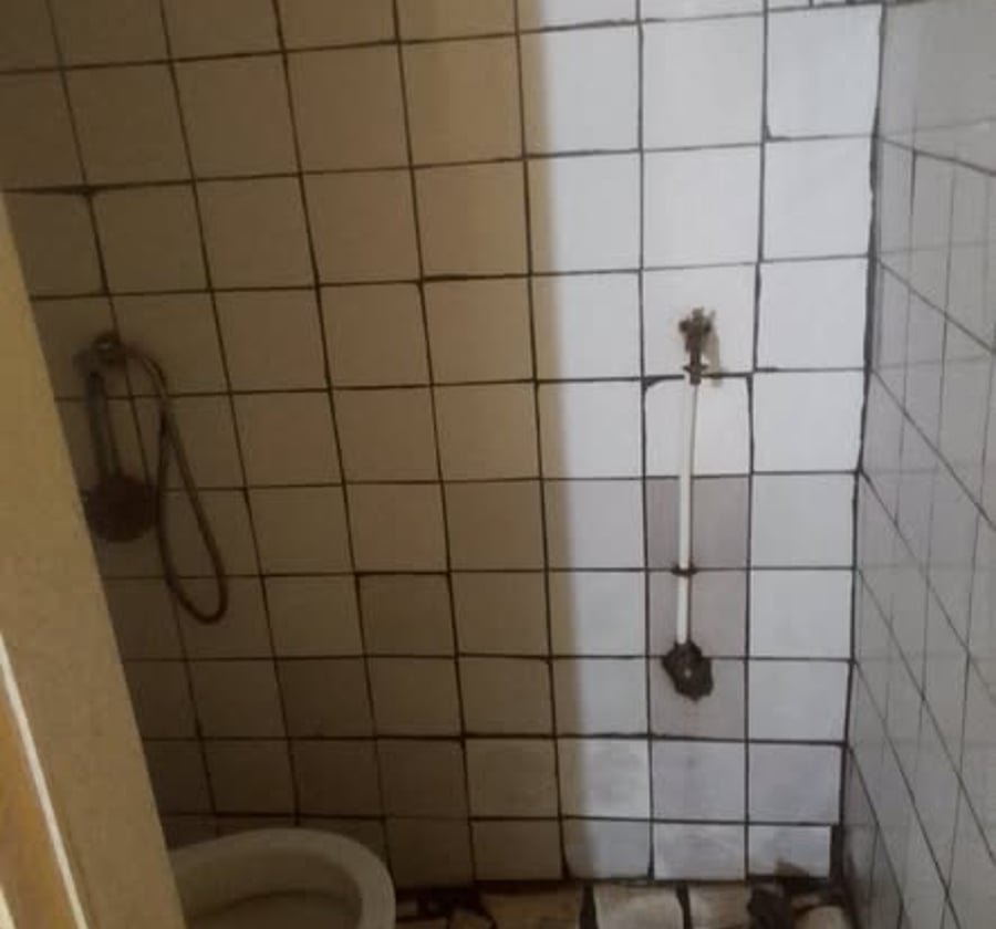 Grande chambre moderne à louer - Nsimeyong, Yaoundé