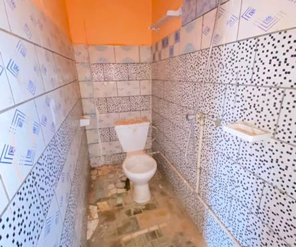 Chambre moderne à louer à Mendong