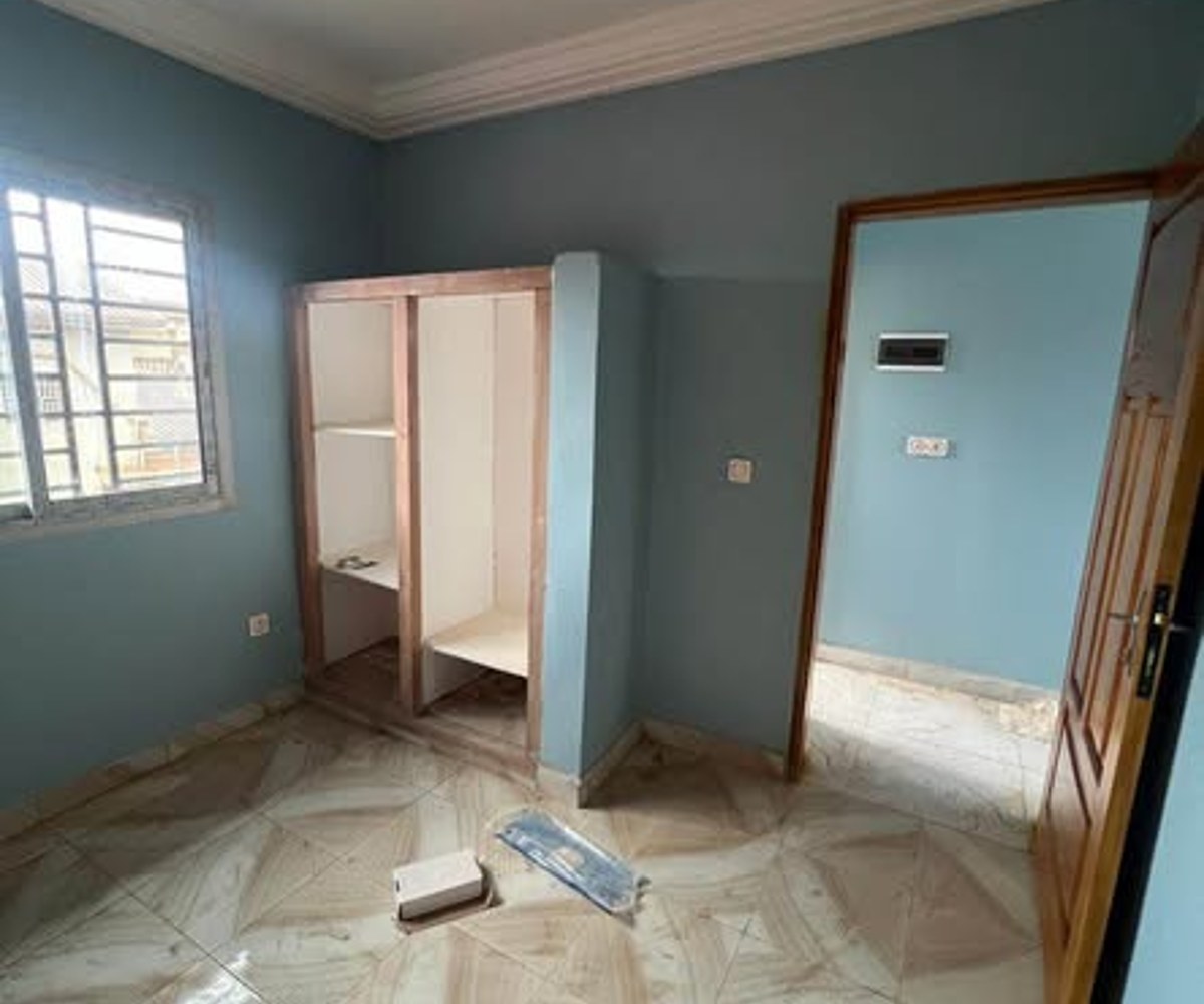 Studio haut standing à Mendong - Derrière la gendarmerie