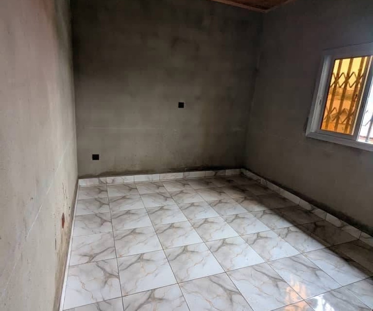 Appartement neuf en finition - Ngousso