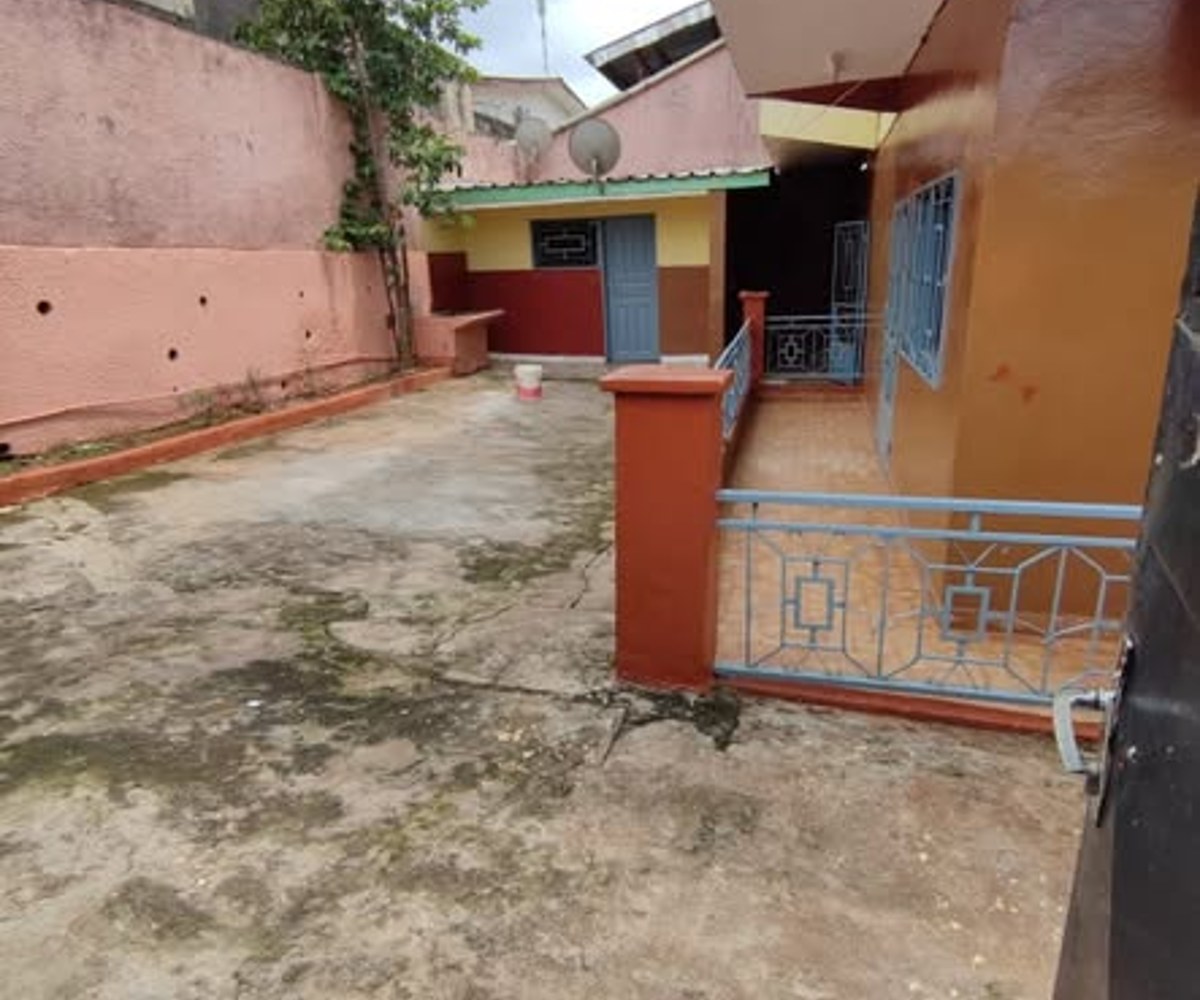 Appartement moderne individuel à louer - Titi Garage, Yaoundé